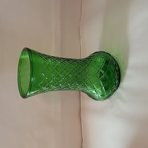 Hoosier Glass 4086 Green Vase